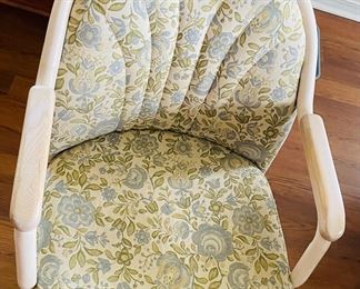 35_____$250 	"
Kitchen table 42""round + 1 leave 17"""		