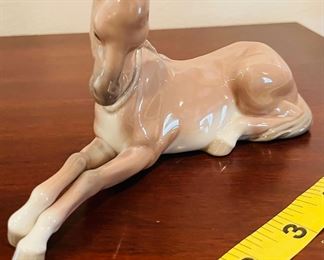 _____$40 	
lladro colt burrow or horse 