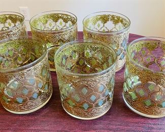 _____$120 
Barware Culver Valencia 1960's gold / green 5 tumbers + 6 wiskey		
