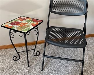 Mosaic Art Flower Patio Side Table or Plant Stand 