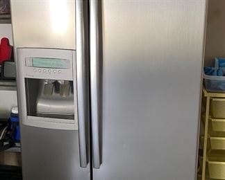 Whirlpool Gold Side by Side Refrigerator 