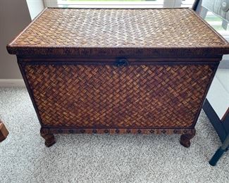 Handy Storage / Toy Trunk 