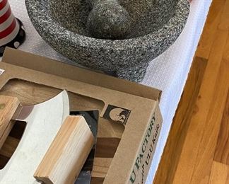 Mortar & Pestle • ULU Factory Chopping Bowl Alaska Cutlery 
