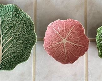 Bordallo Cabbage Serving Bowl • Pink • Majolica • Portugal • Faiancas Neto Gomes 