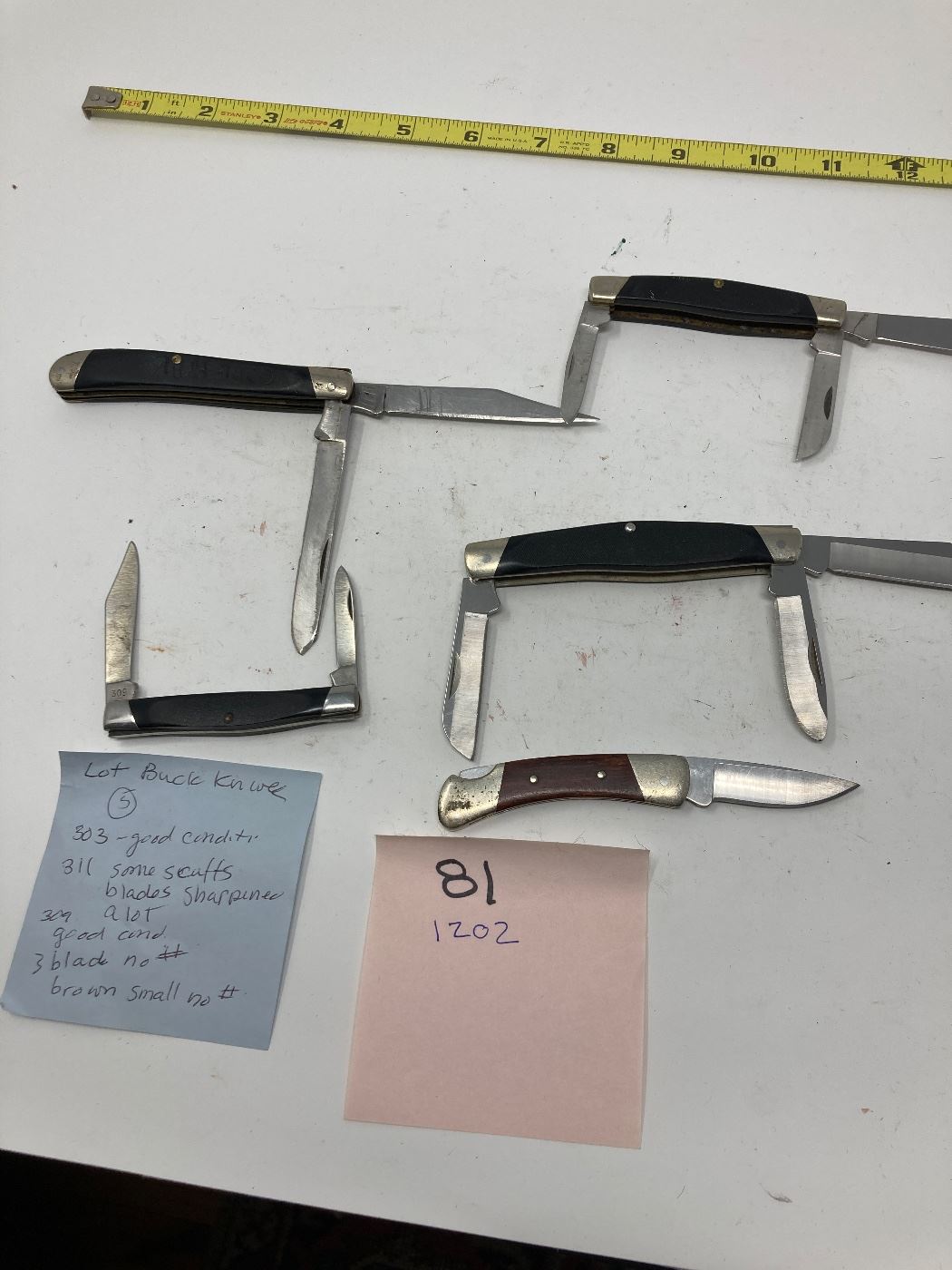 read descriptions online