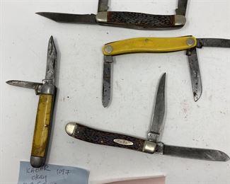 4 Ka-Bar knives