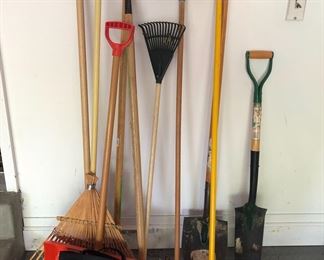 GARDENING TOOLS