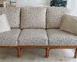 Pretty 3-piece rattan set: couch, loveseat, chair & ottoman