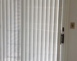 Vertical blinds in beautiful condition