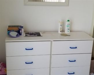 Dresser & mirror