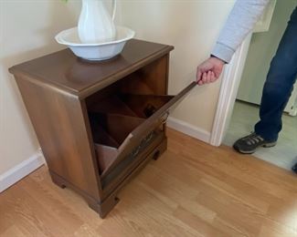 cabinet for classic vinyl album storage