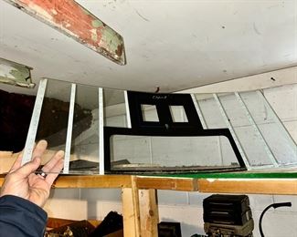 Rockola Capri II jukebox glass