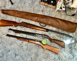 Savage Stevens model 58-12ga shotgun, Daisy 25 bb rifle, and a nice circa 1968 "Benjamin Franklin" model 312 .22ga pellet rifle w/ original pellets