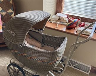 1939 Siebert doll carriage