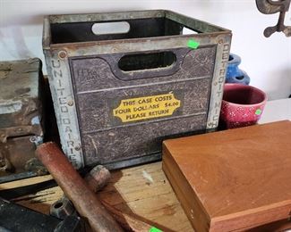 love this old crate