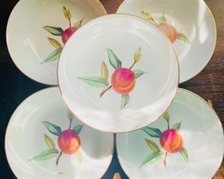 Vintage Set of (5) Evesham Peach Cobbler Bowls