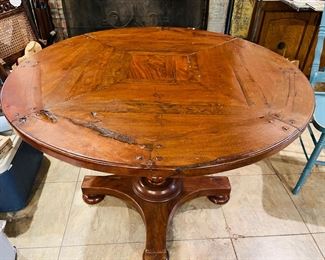 Stunning Table Seats (4) 