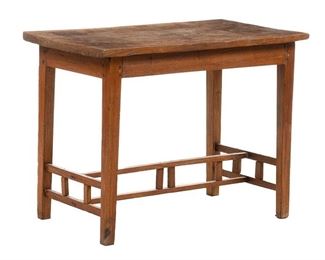 Arts andCrafts writing table from Larry McMurtrys estate