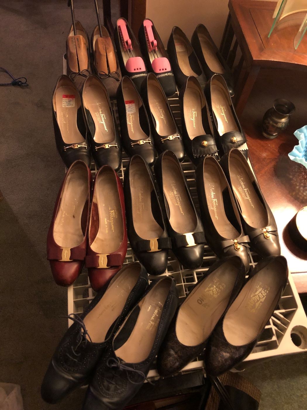 Vintage Classic Ferragamo Ladies Shoes Size 9AAA