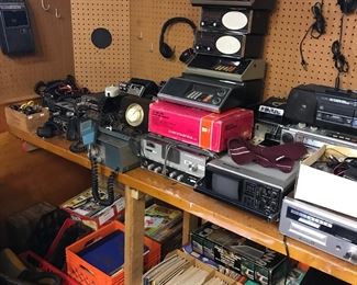 Cb radios and base stations! Police scanners and other vintage electronics!