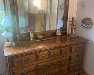 9 Drawer Bedroom Dresser with matching mirror  Solid wood -$100.00