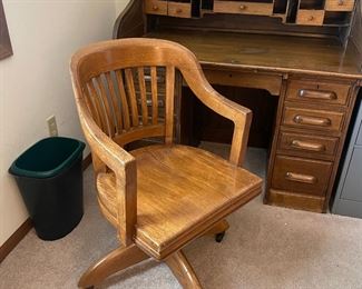 Oak Desk Chair $25.00