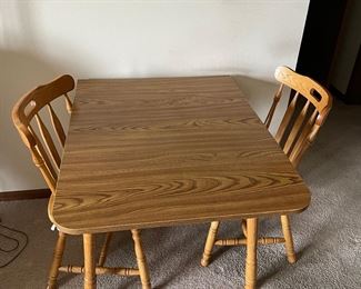 Drop leave Kitchen table with 2 chairs -$50.00