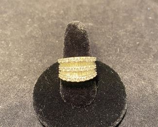 14 kt white gold and diamond