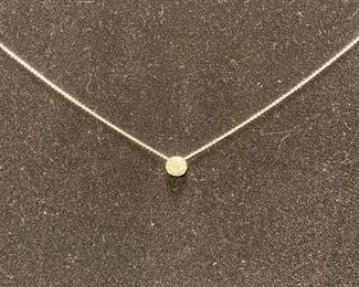 14 kt gold and diamond cluster