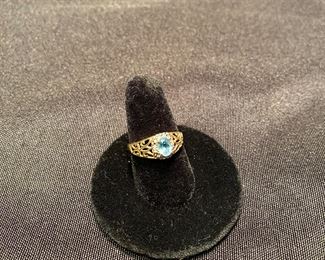 10 kt with aquamarine