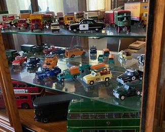 Diecast Cars, Diecast Trucks
