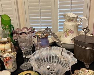 brides baskets & wash bowl sets