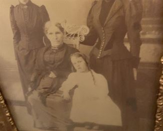 antique photo/framed