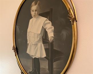 bubble glass frame w photo