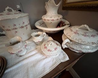 wash stand/dresser set