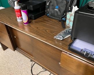 desk and office chair