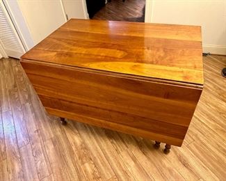 Stickley, Chery dropleaf table with refinished top