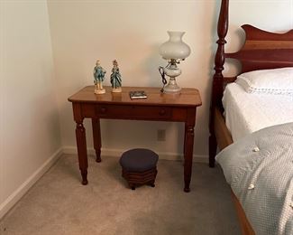 Southern Antique walnut table 1840 or before