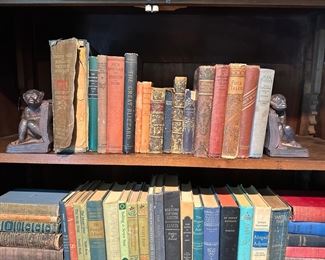 Several sets of vintage bookends and antique & vintage books
