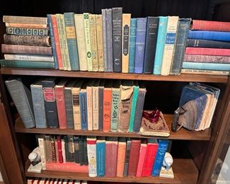 Several sets of vintage bookends and antique & vintage books