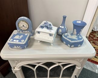 Collection of blue, Wedgewood