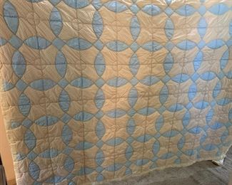 #50	light blue tan circle 7ft x 5.5 machine stitch and hand quilted 	 $75.00 			

