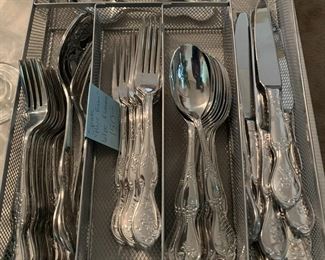 #61	Spode flatware 61 piece "blue Room"	 $150.00 			
