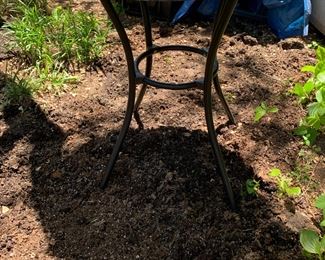 #134	black metal table 26x27	 $30.00 			
