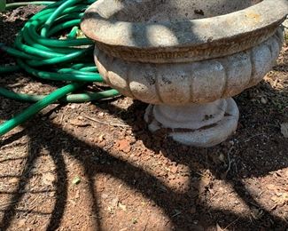 #136	concrete pot on pedestal 17x13	 $25.00 			
