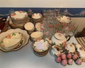 #189	Franciscan Dessert Rose USA back stamp vintage 97 pieces 	 $214.00 			
