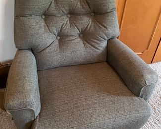 Large Recliner