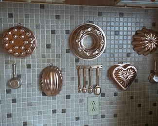 Decorative & Utile Kitchen Accessories