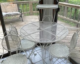 Metal Patio Table and 4-Chair Set--Very nice!!