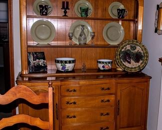 CHINA CABINET